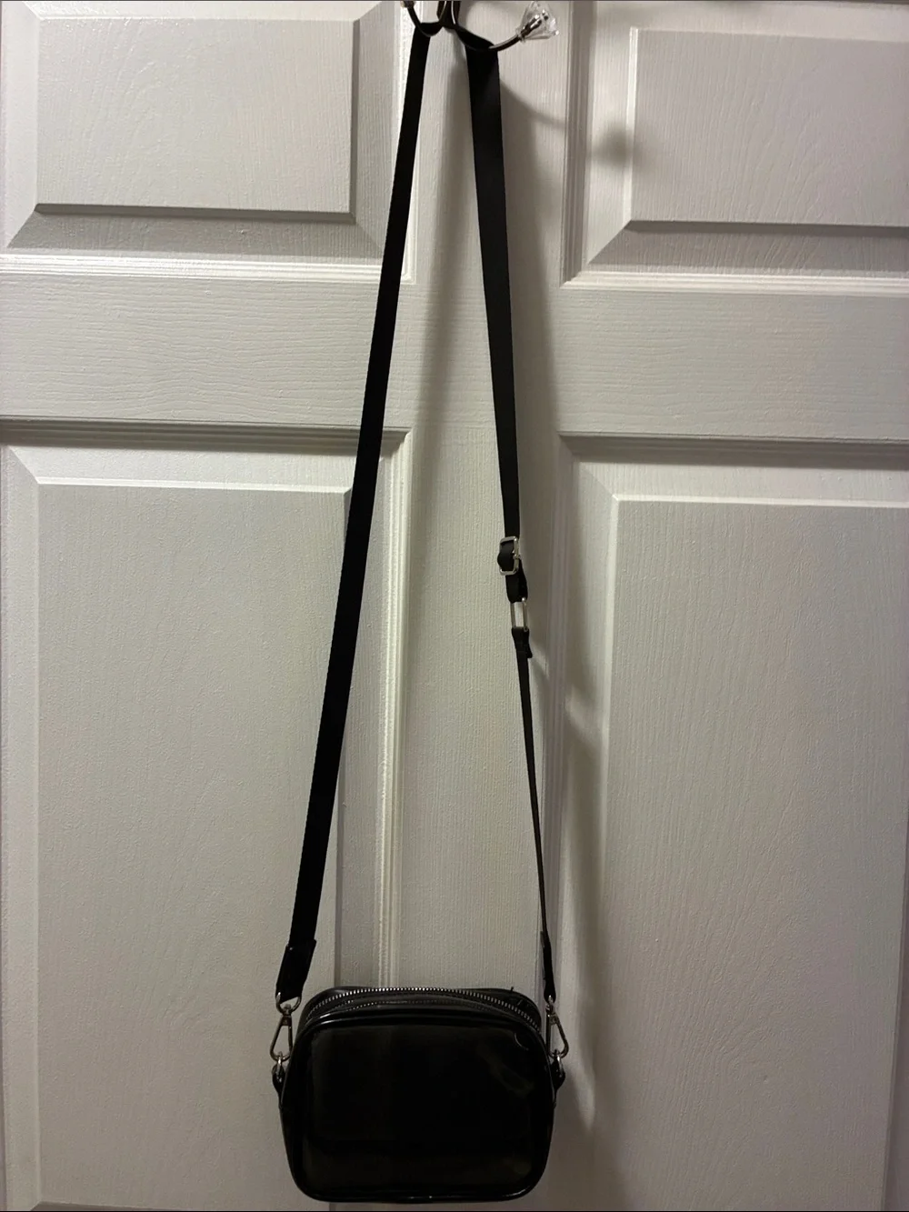 Black clear Crossbody Sleek Shoulder Bag w/removable straps. Stadium approved